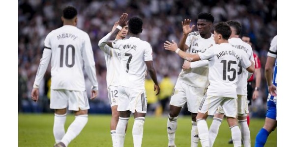 Het afwijzen van exorbitante transfersommen begint bij Real Madrid Het afwijzen van exorbitante transfersommen begint bij Real Madrid